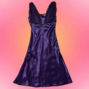 PURPLE SATIN EVENING DRESS – FIESTA